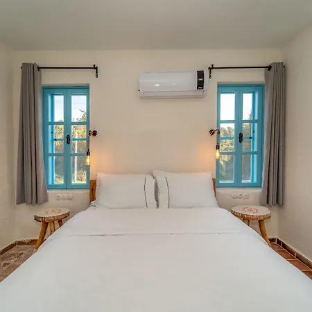 Yonca Hotel 3*