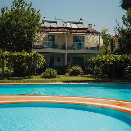 Hotel Yonca 3*