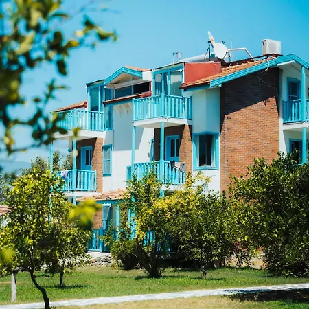 Hotel Yonca 3*