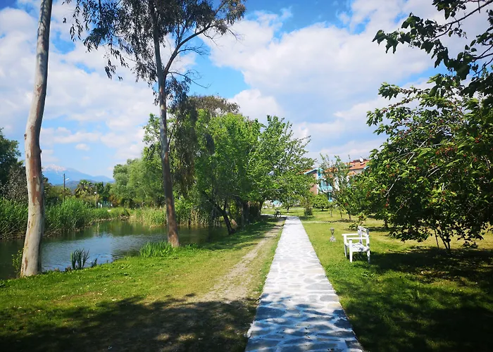 Yonca Hotel 3*